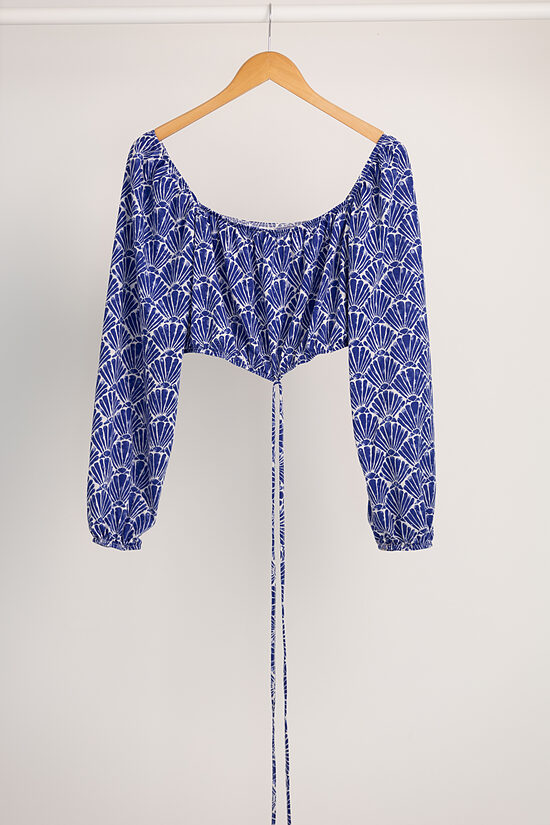 Sinsay crop tops ar garām piedurknēm